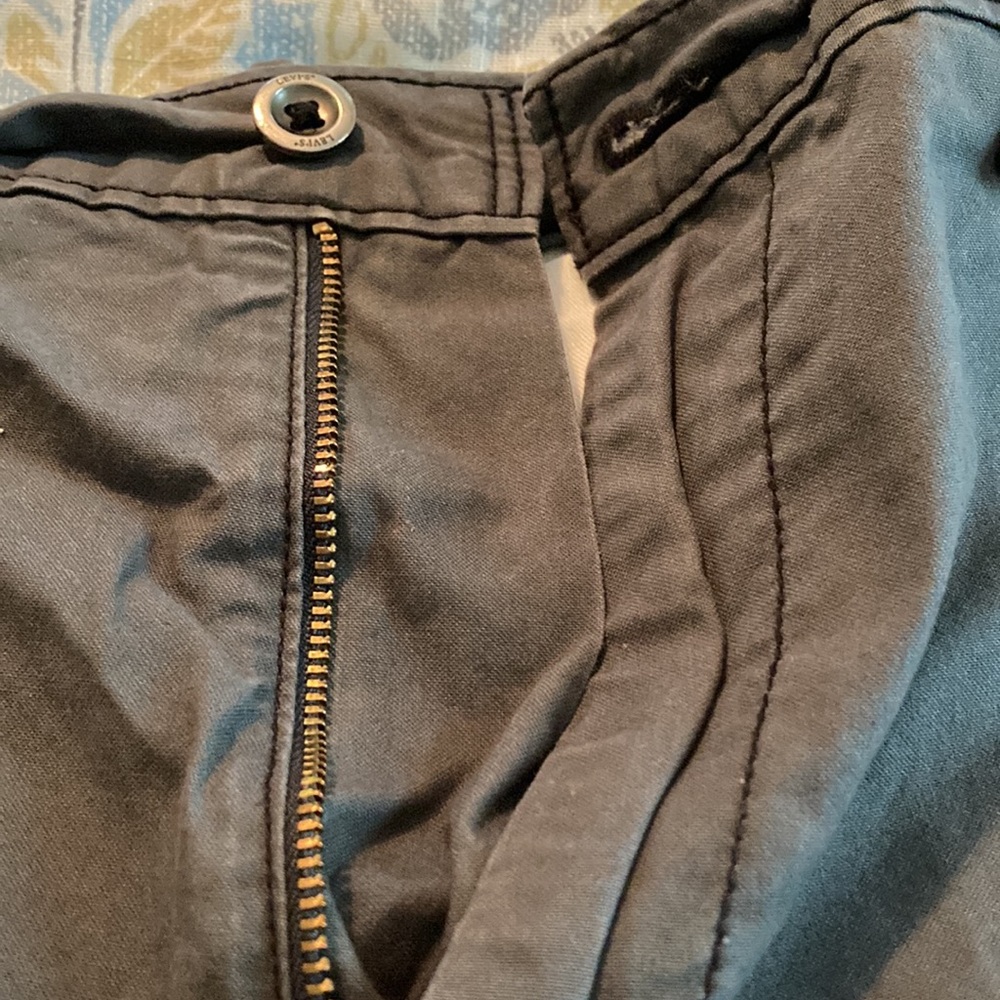 Levi's Shorts - Picture 5 of 5